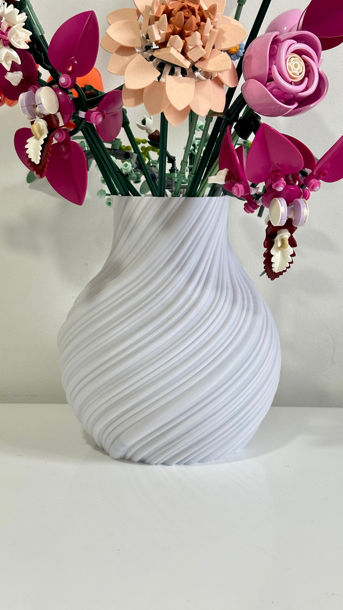 Vase in Tonoptik, flache runde Form, für LEGO Flowers Icons-Bouquets oder Trockenblumen, verschiedene Farben
