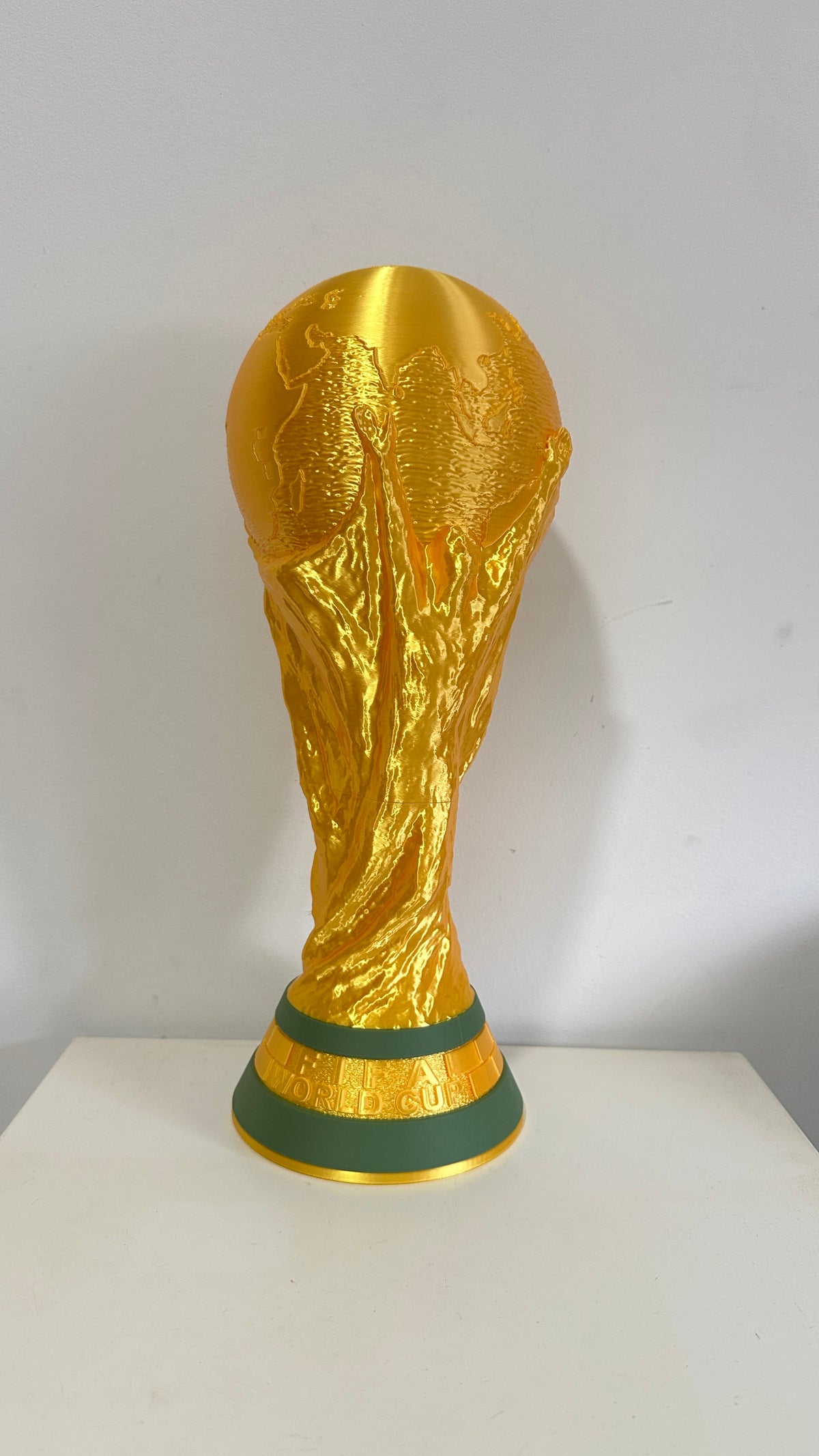 Trophée de football doré, vue de face