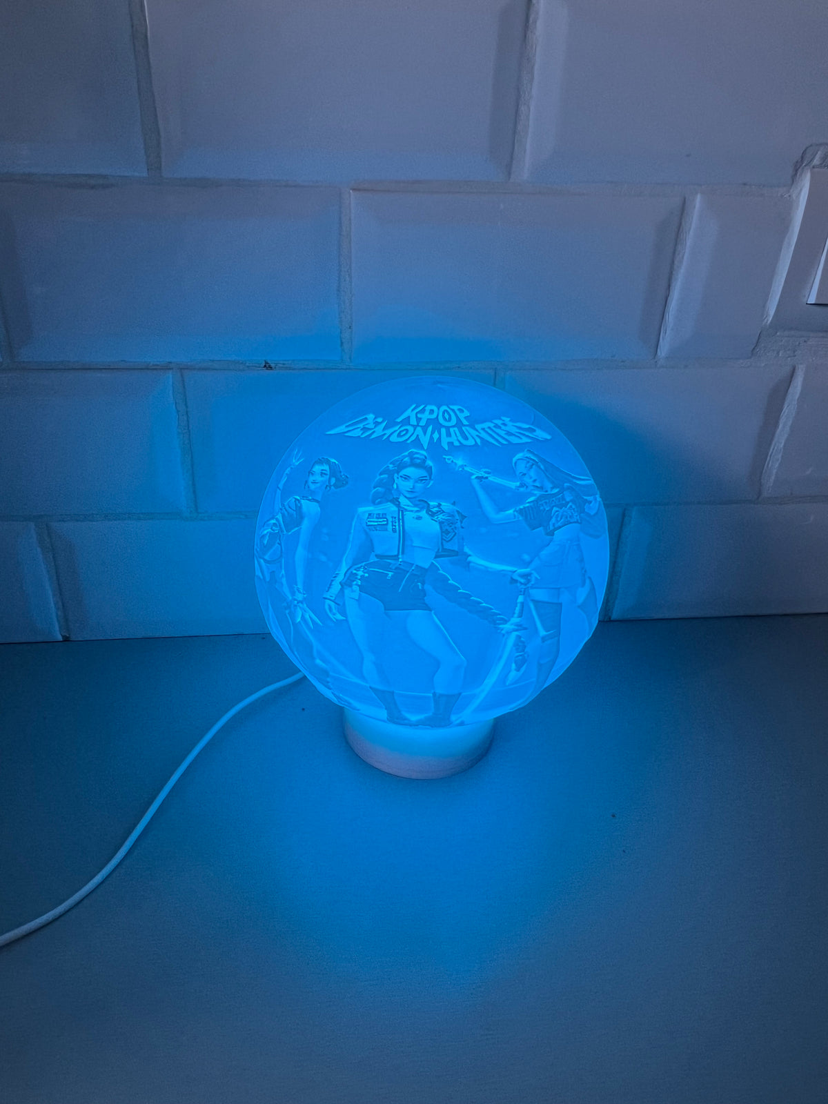 Lampe lithophanie allumée en bleu clair